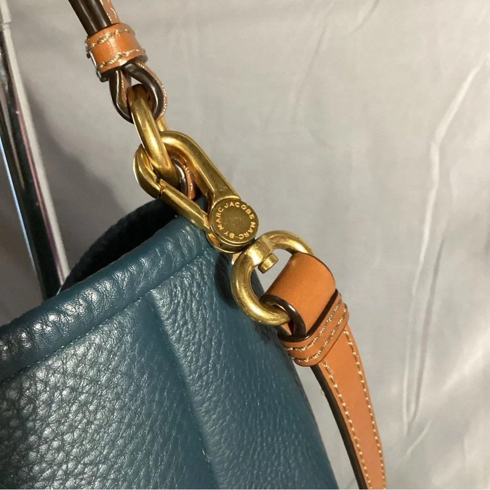 Marc Jacobs Blue Pebbled Leather Hobo Shoulder Bag with Long Strap